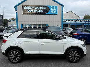 Used 2019 Volkswagen T-Roc Design White - Interior and Exterior details 2