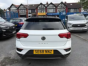 Used 2019 Volkswagen T-Roc Design White - Interior and Exterior details 4