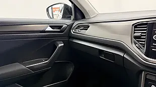 Used 2019 Volkswagen T-Roc Design White - Interior and Exterior details 15