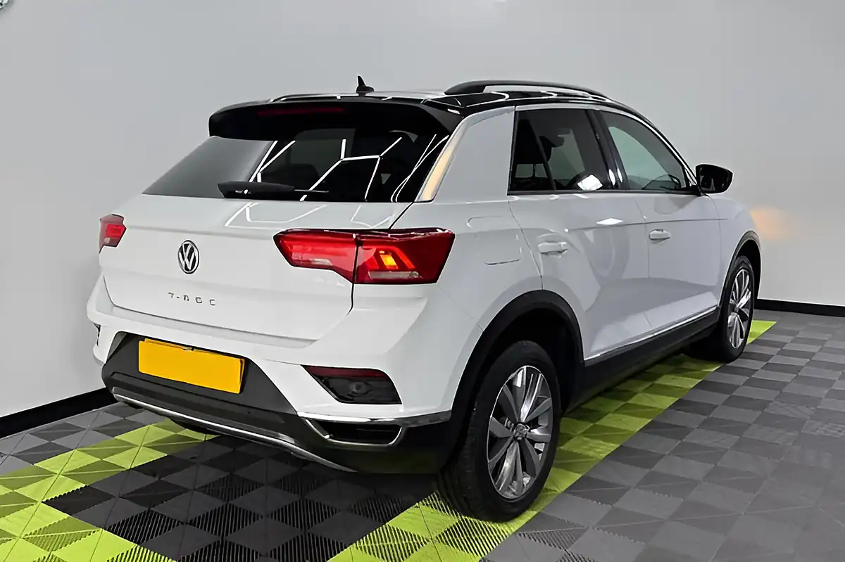 Used 2019 Volkswagen T-Roc Design White - Interior and Exterior details 2