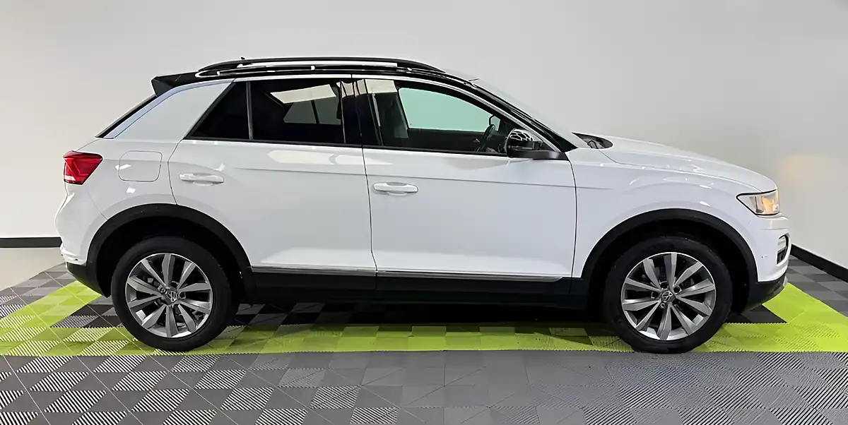 Used 2019 Volkswagen T-Roc Design White - Interior and Exterior details 8