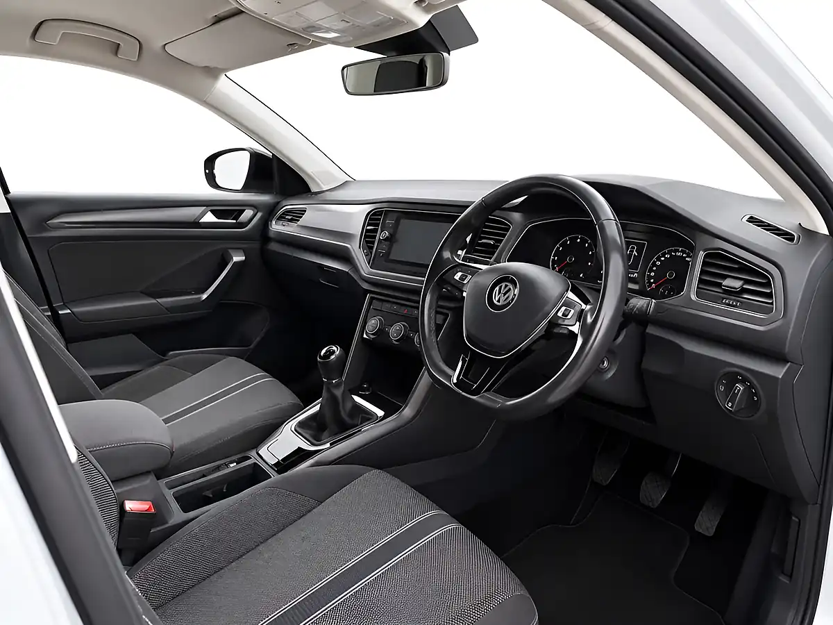 Used 2019 Volkswagen T-Roc Design White - Interior and Exterior details 7