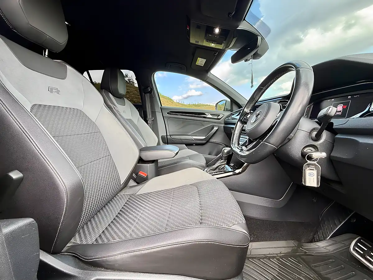 Used 2019 Volkswagen T-Roc R Grey - Interior and Exterior details 16