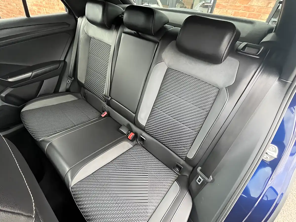 Used 2019 Volkswagen T-Roc R-Line Atlantic Blue - Interior and Exterior details 12