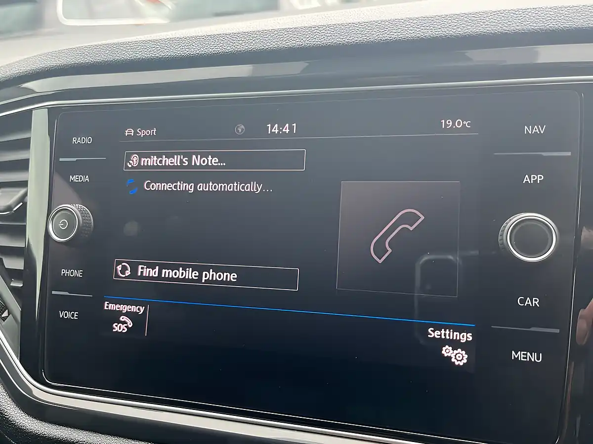 Used 2019 Volkswagen T-Roc R-Line Atlantic Blue - Interior and Exterior details 15