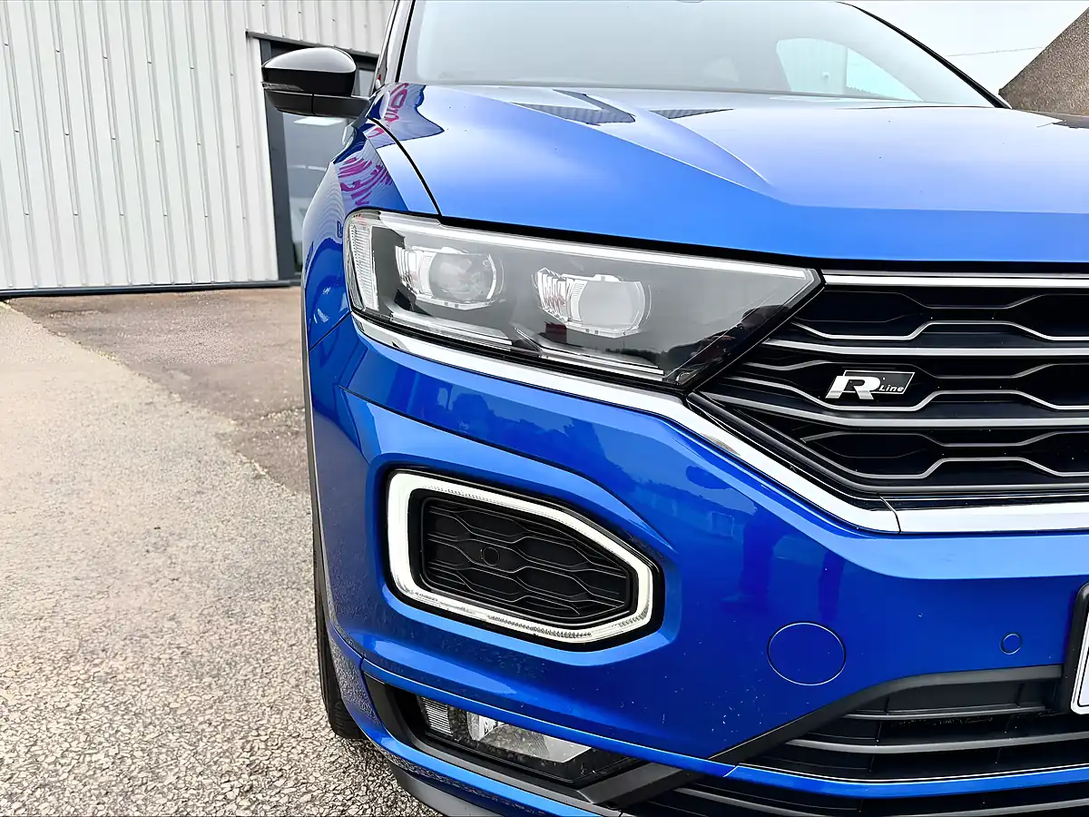 Used 2019 Volkswagen T-Roc R-Line Blue - Interior and Exterior details 10