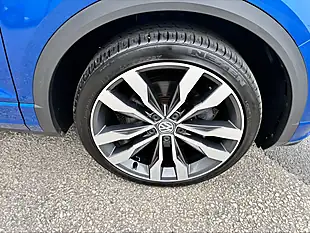 Used 2019 Volkswagen T-Roc R-Line Blue - Interior and Exterior details 12