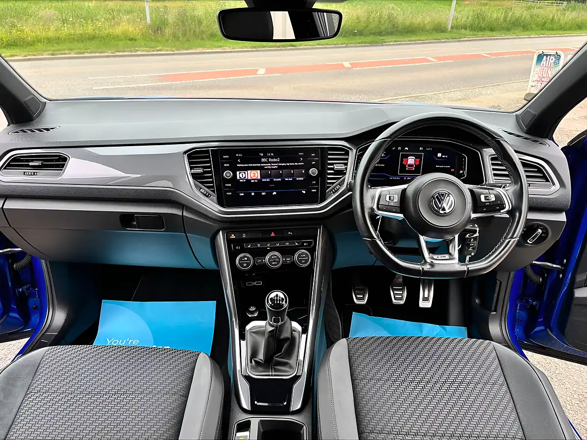 Used 2019 Volkswagen T-Roc R-Line Blue - Interior and Exterior details 14