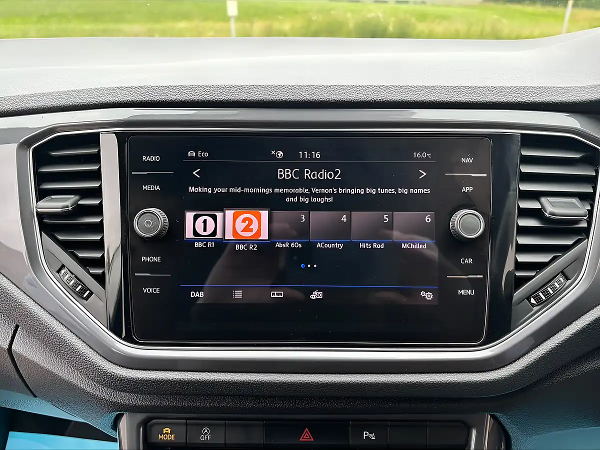 Used 2019 Volkswagen T-Roc R-Line Blue - Interior and Exterior details 19