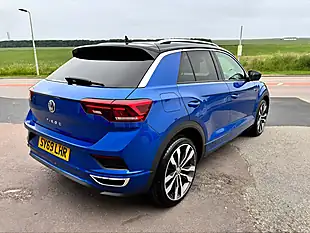 Used 2019 Volkswagen T-Roc R-Line Blue - Interior and Exterior details 4
