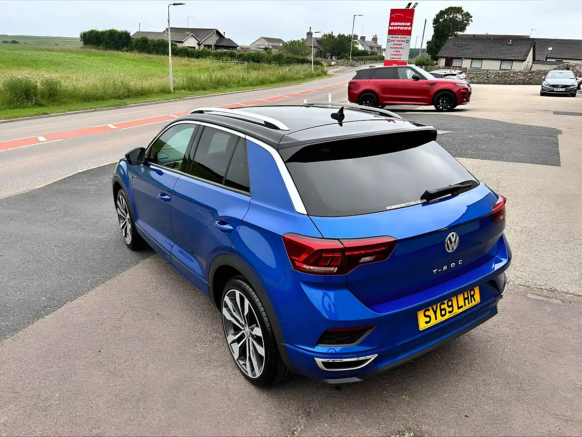 Used 2019 Volkswagen T-Roc R-Line Blue - Interior and Exterior details 5