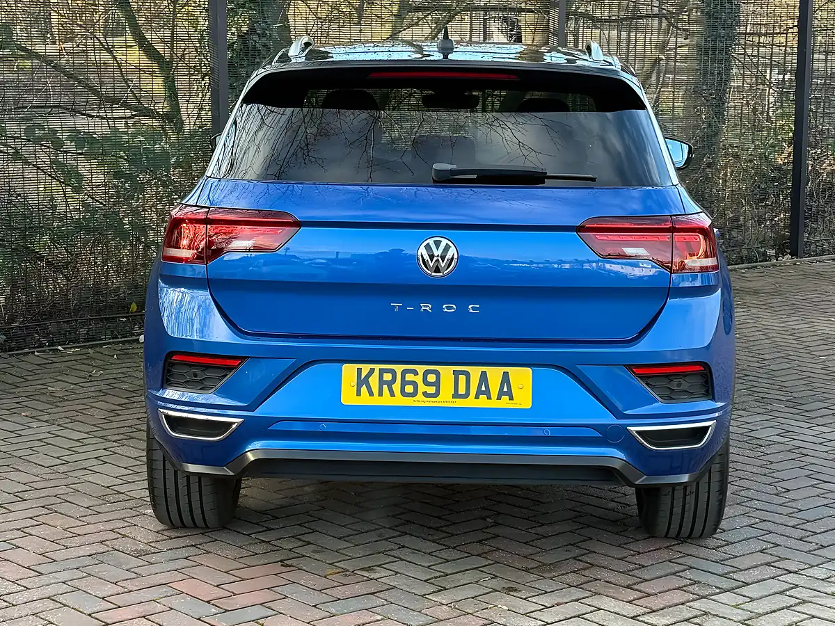 Used 2019 Volkswagen T-Roc R-Line Blue - Interior and Exterior details 15