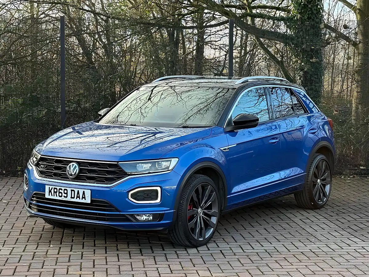 Used 2019 Volkswagen T-Roc R-Line Blue - Interior and Exterior details 9