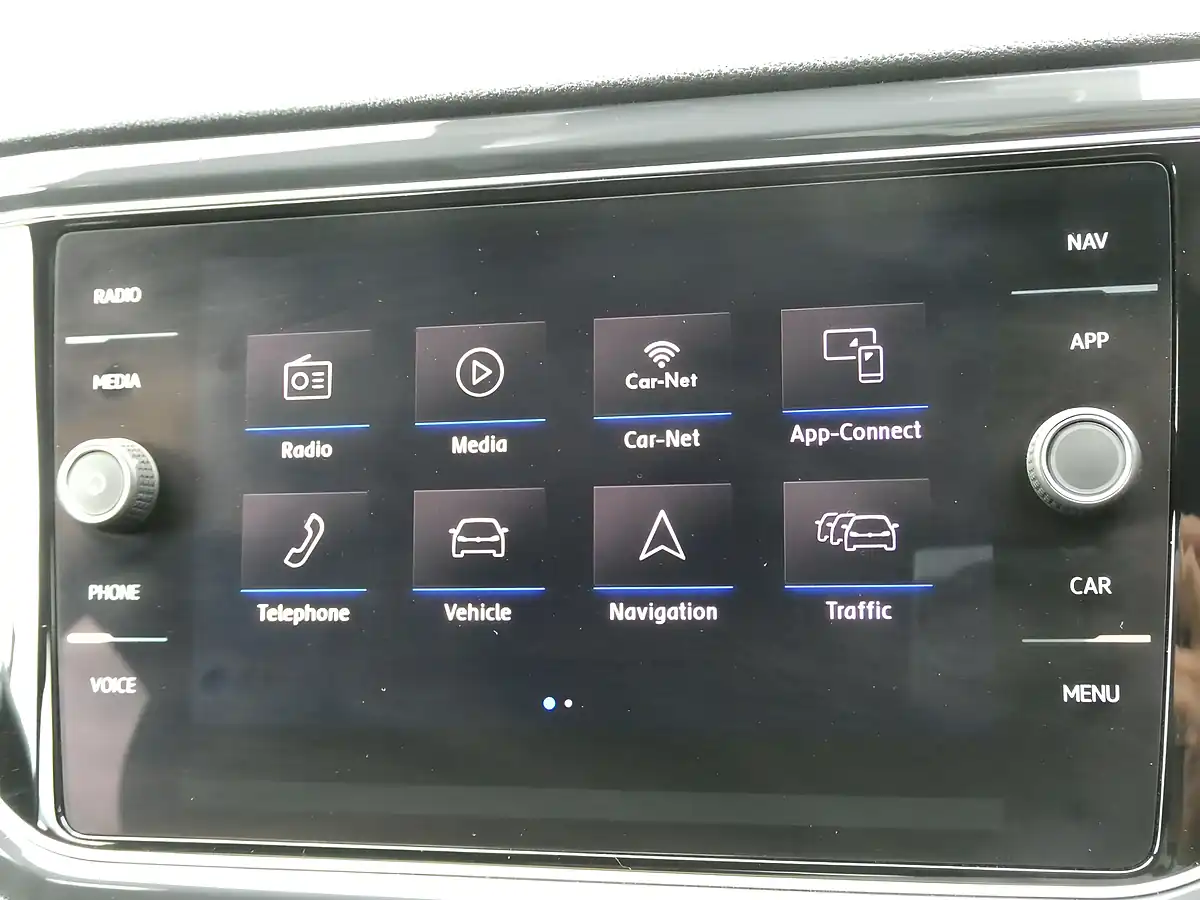 Used 2019 Volkswagen T-Roc R-Line Grey - Interior and Exterior details 10