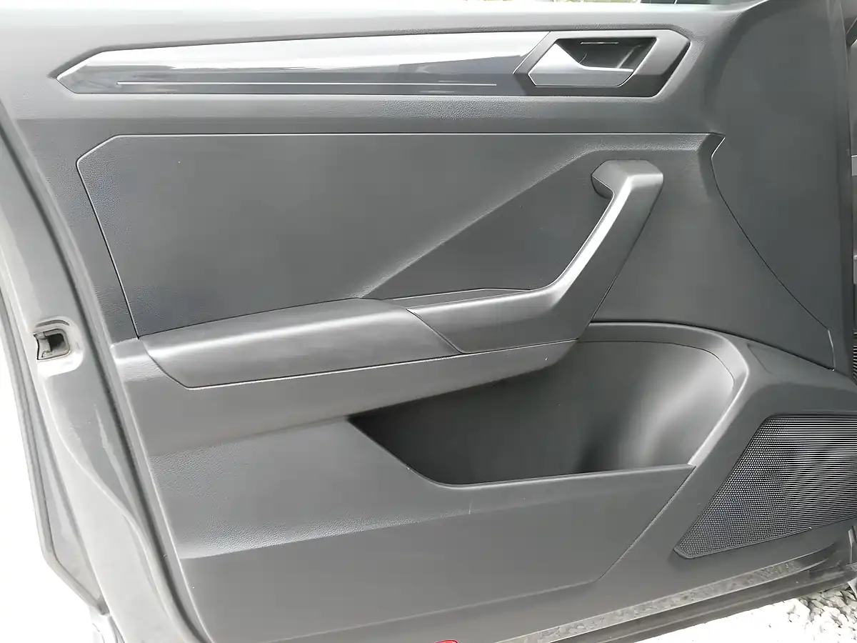 Used 2019 Volkswagen T-Roc R-Line Grey - Interior and Exterior details 17