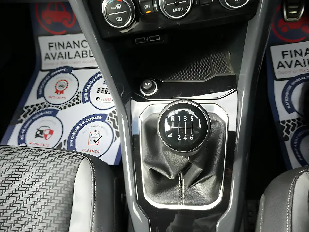 Used 2019 Volkswagen T-Roc R-Line Grey - Interior and Exterior details 8