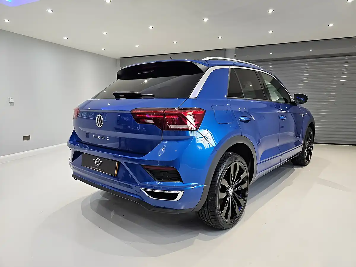 Used 2019 Volkswagen T-Roc R-Line Ravenna Blue - Interior and Exterior details 4