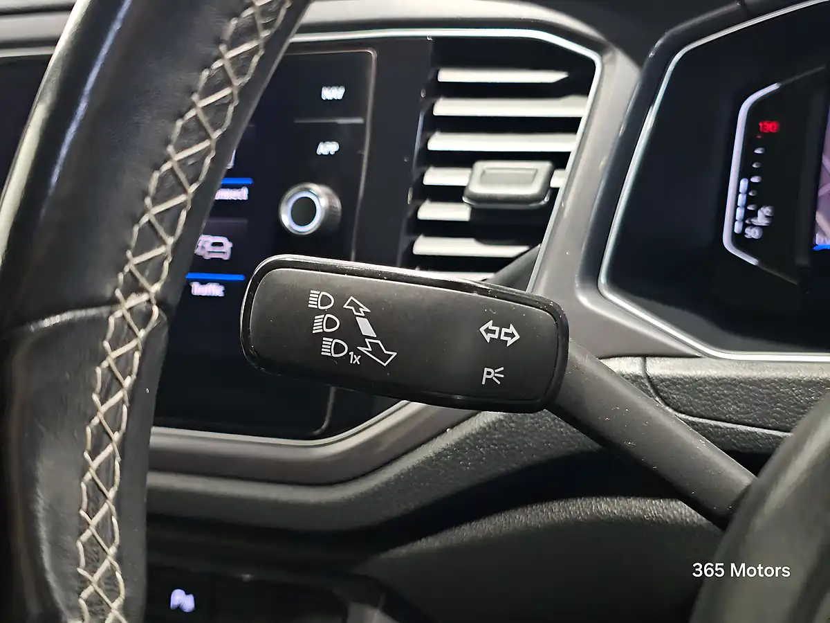 Used 2019 Volkswagen T-Roc R-Line Ravenna Blue With Black Roof - Interior and Exterior details 17