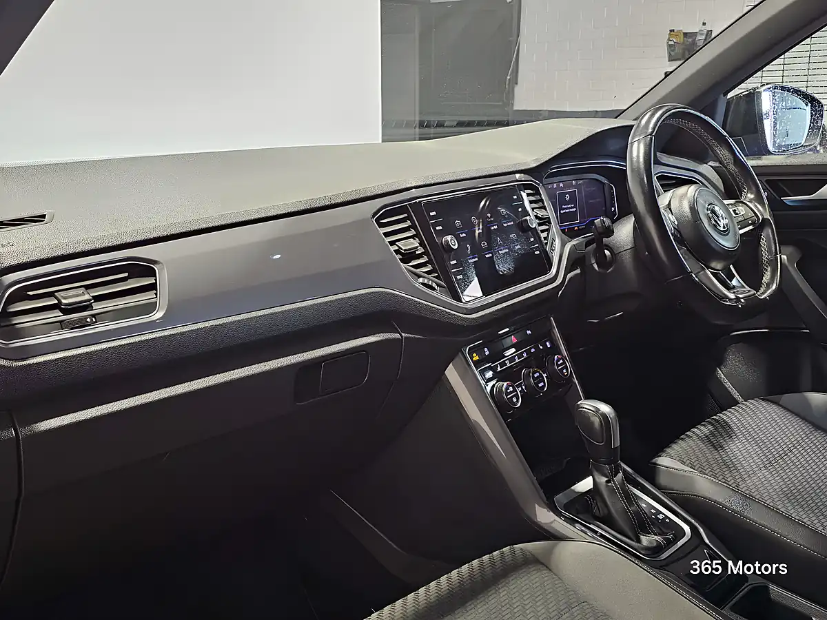 Used 2019 Volkswagen T-Roc R-Line Ravenna Blue With Black Roof - Interior and Exterior details 4