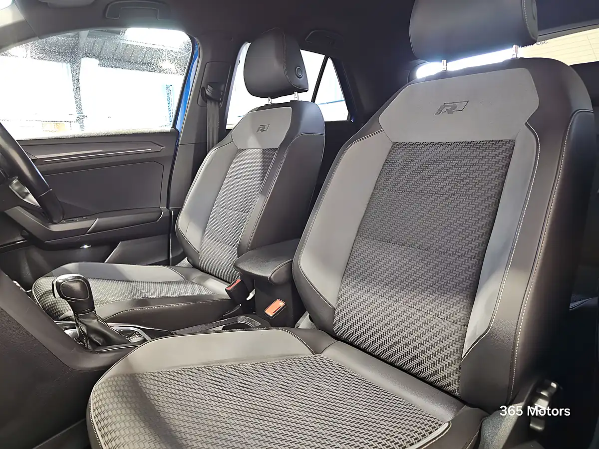 Used 2019 Volkswagen T-Roc R-Line Ravenna Blue With Black Roof - Interior and Exterior details 9