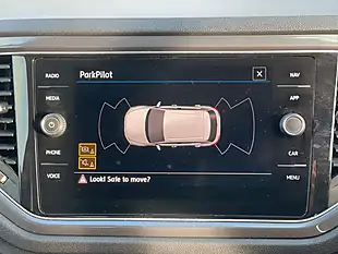 Used 2019 Volkswagen T-Roc R-Line Red - Interior and Exterior details 13