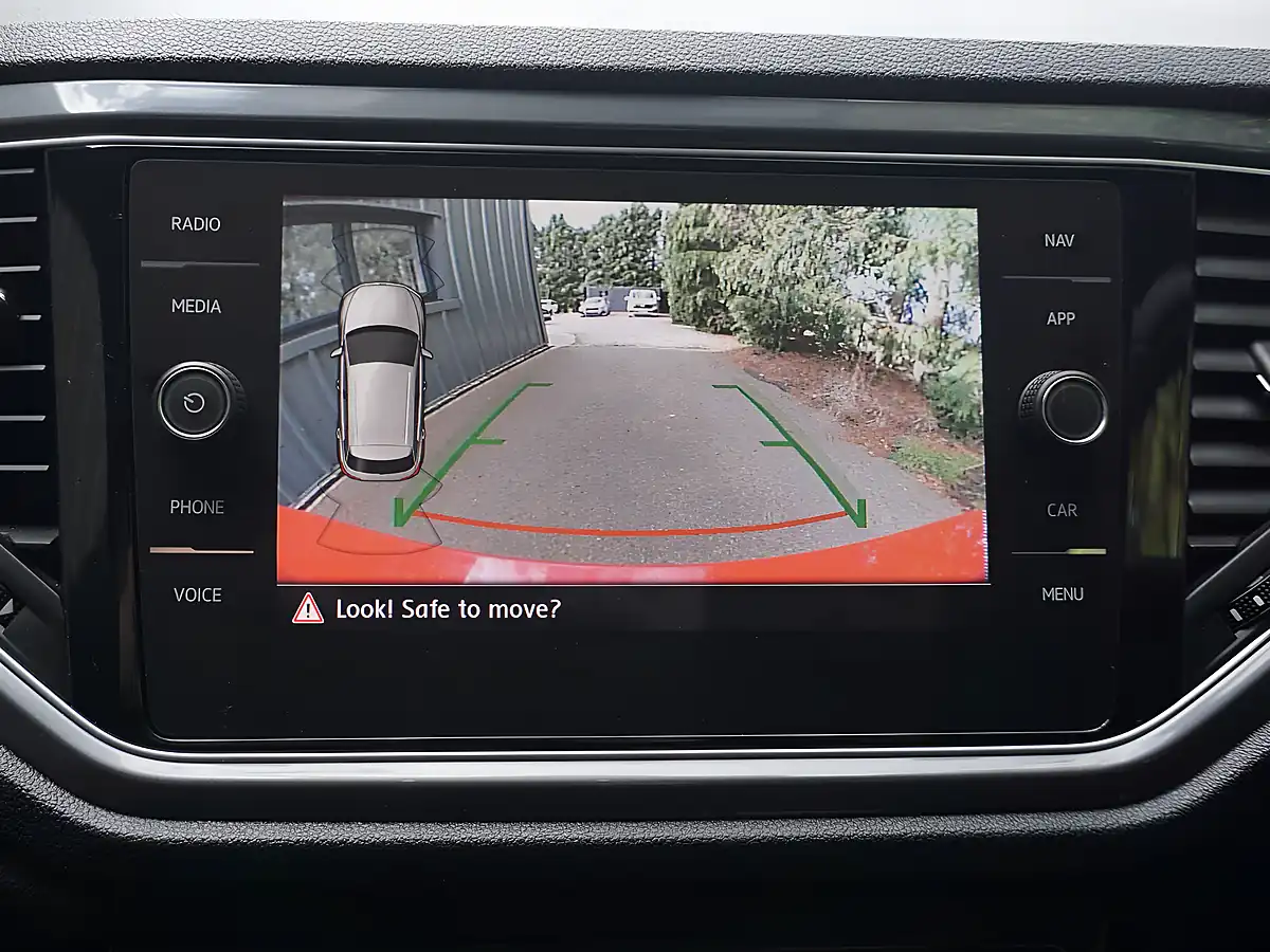 Used 2019 Volkswagen T-Roc R-Line Red - Interior and Exterior details 13