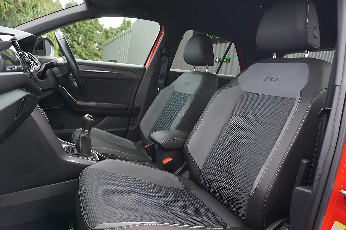 Used 2019 Volkswagen T-Roc R-Line Red - Interior and Exterior details 18