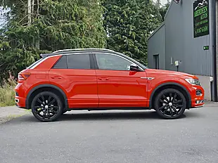 Used 2019 Volkswagen T-Roc R-Line Red - Interior and Exterior details 5