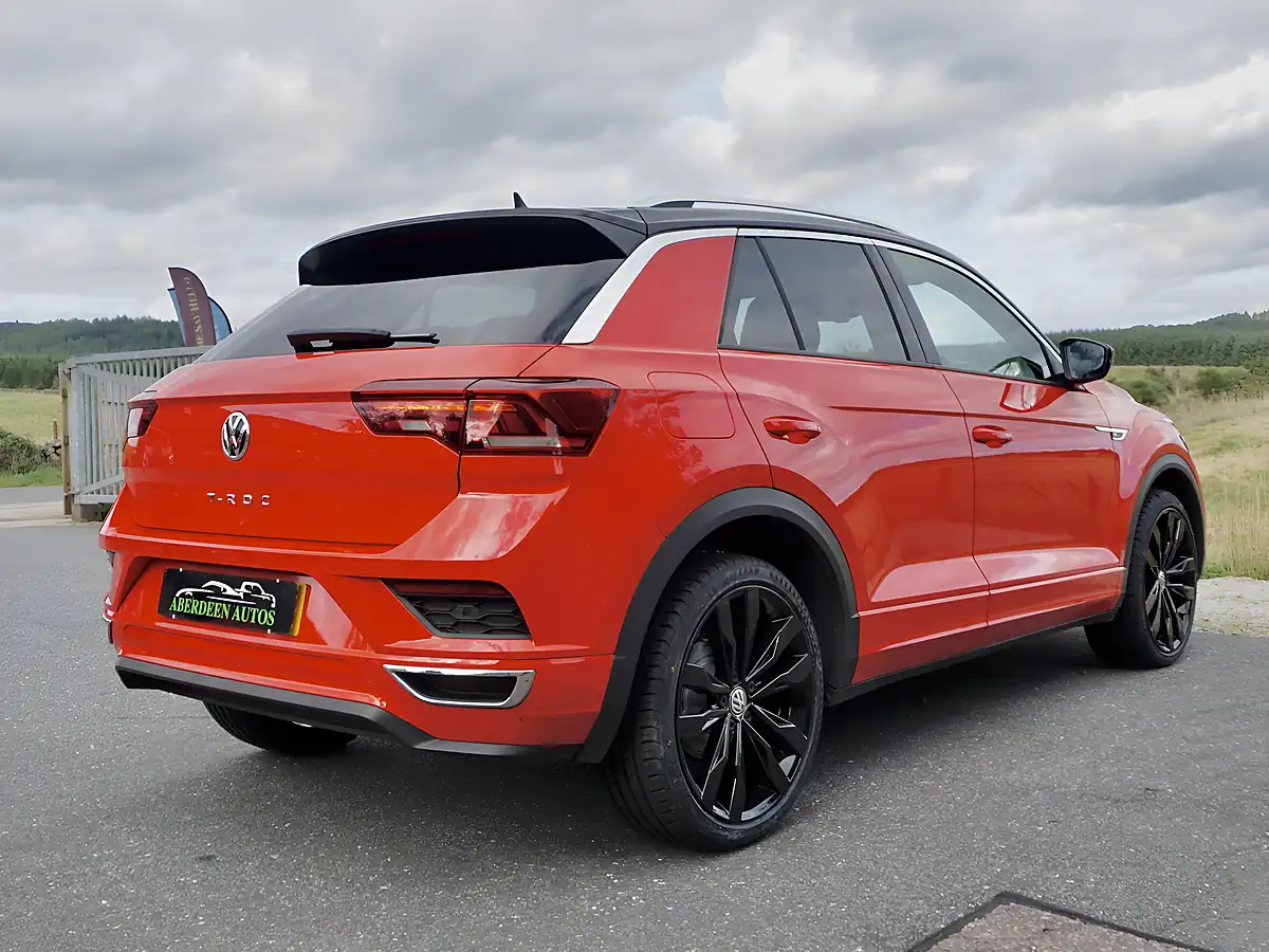 Used 2019 Volkswagen T-Roc R-Line Red - Interior and Exterior details 6