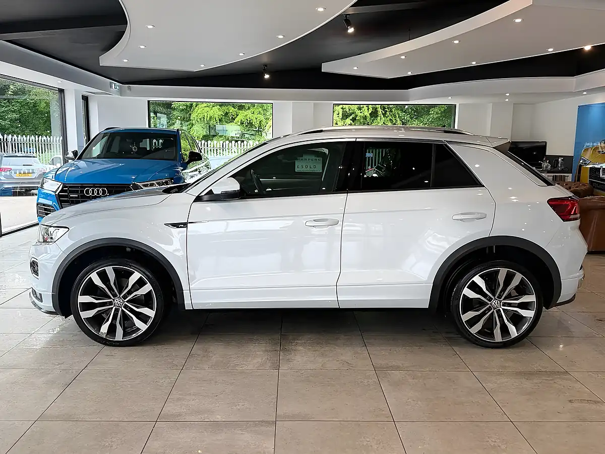 Used 2019 Volkswagen T-Roc R-Line Silver - Interior and Exterior details 4