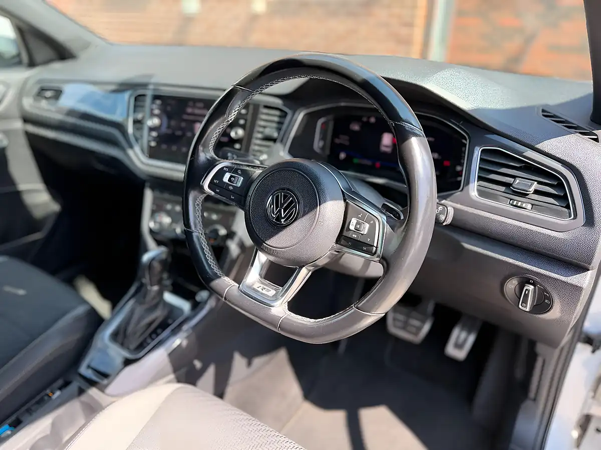 Used 2019 Volkswagen T-Roc R-Line Silver - Interior and Exterior details 11