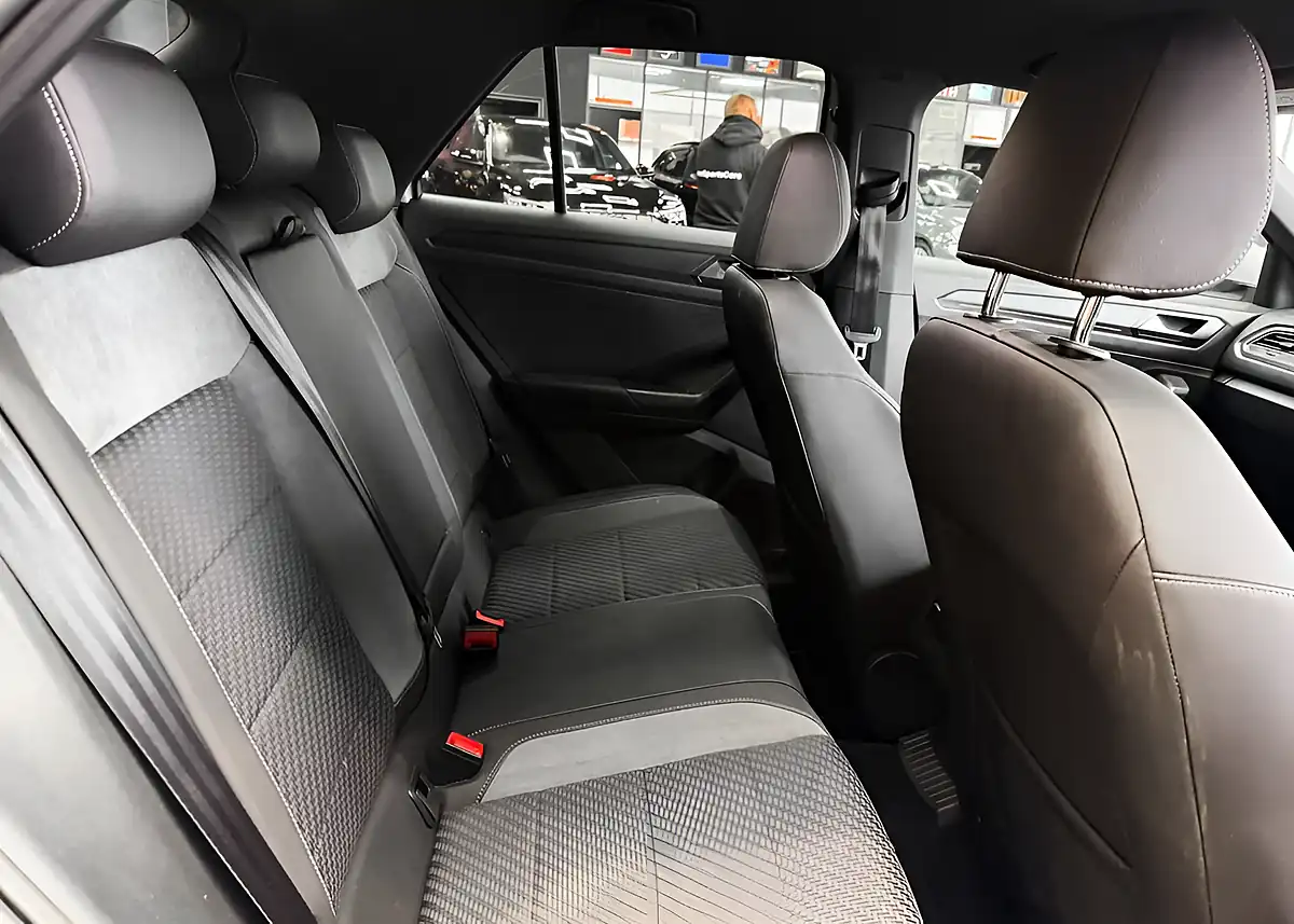 Used 2019 Volkswagen T-Roc R-Line Silver - Interior and Exterior details 14