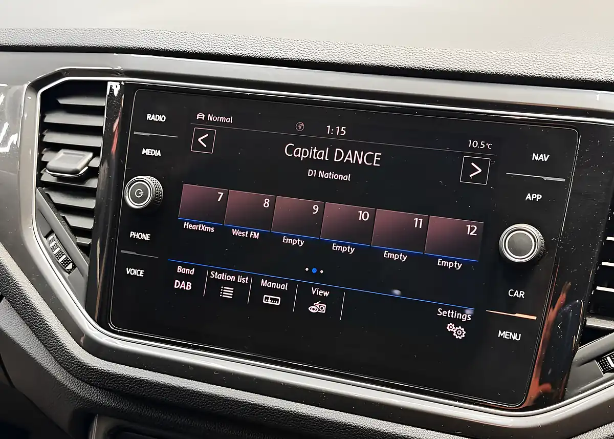 Used 2019 Volkswagen T-Roc R-Line Silver - Interior and Exterior details 16