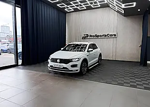 Used 2019 Volkswagen T-Roc R-Line Silver - Interior and Exterior details 4