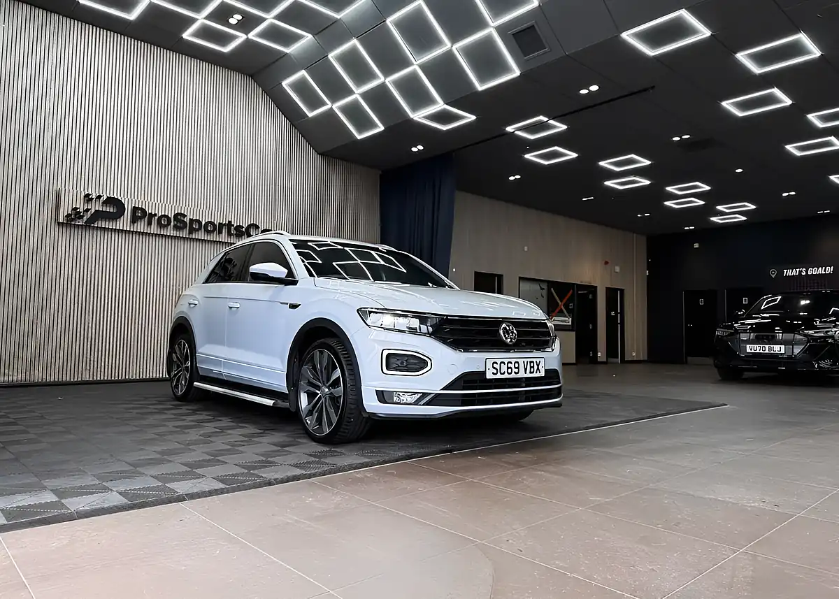 Used 2019 Volkswagen T-Roc R-Line Silver - Interior and Exterior details 7