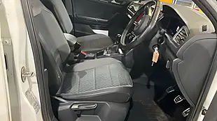 Used 2019 Volkswagen T-Roc R-Line White - Interior and Exterior details 15