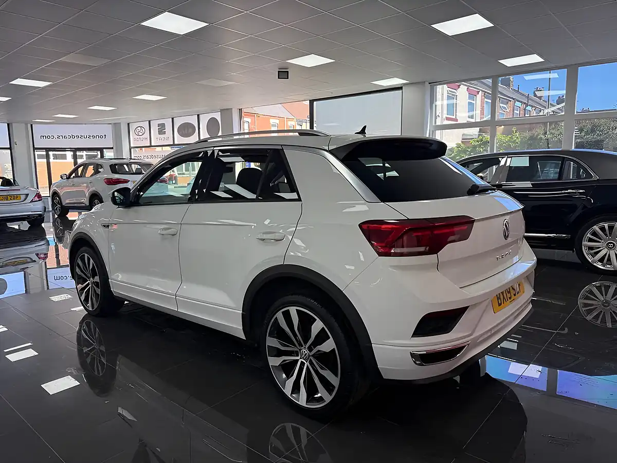 Used 2019 Volkswagen T-Roc R-Line White - Interior and Exterior details 11