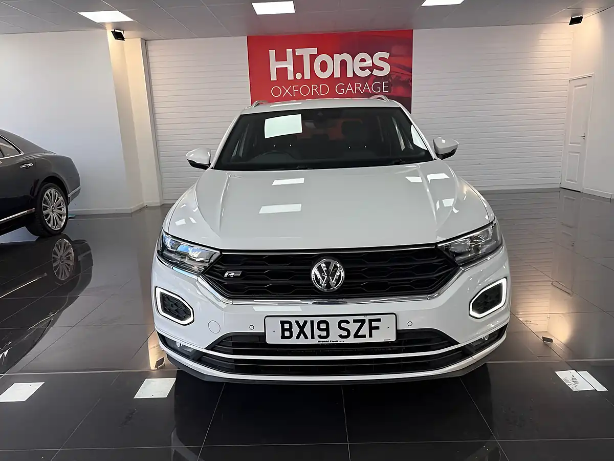 Used 2019 Volkswagen T-Roc R-Line White - Interior and Exterior details 16