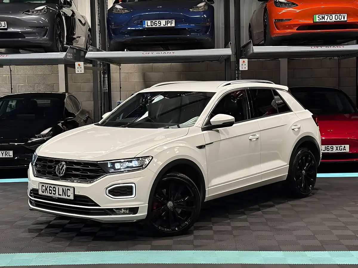 Used 2019 Volkswagen T-Roc R-Line White - Interior and Exterior details 10
