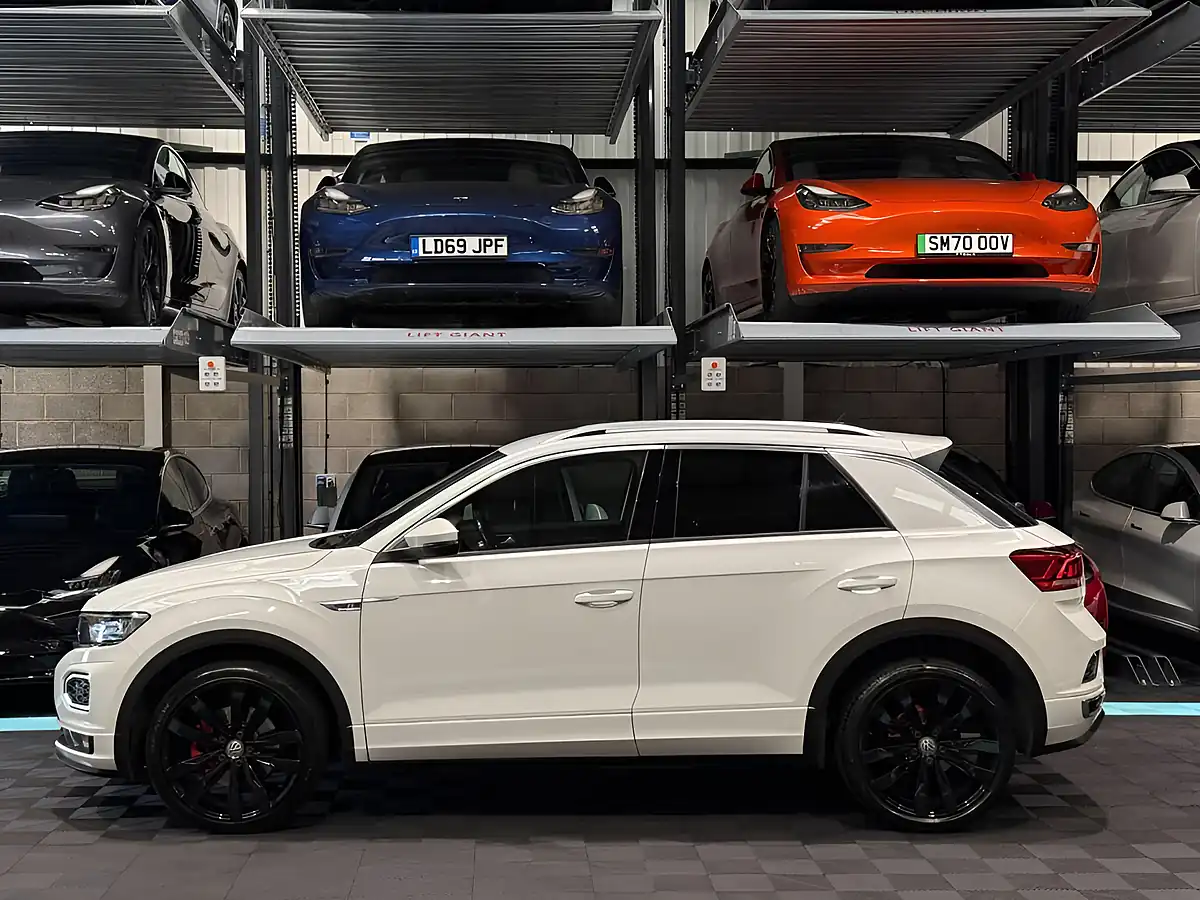 Used 2019 Volkswagen T-Roc R-Line White - Interior and Exterior details 12