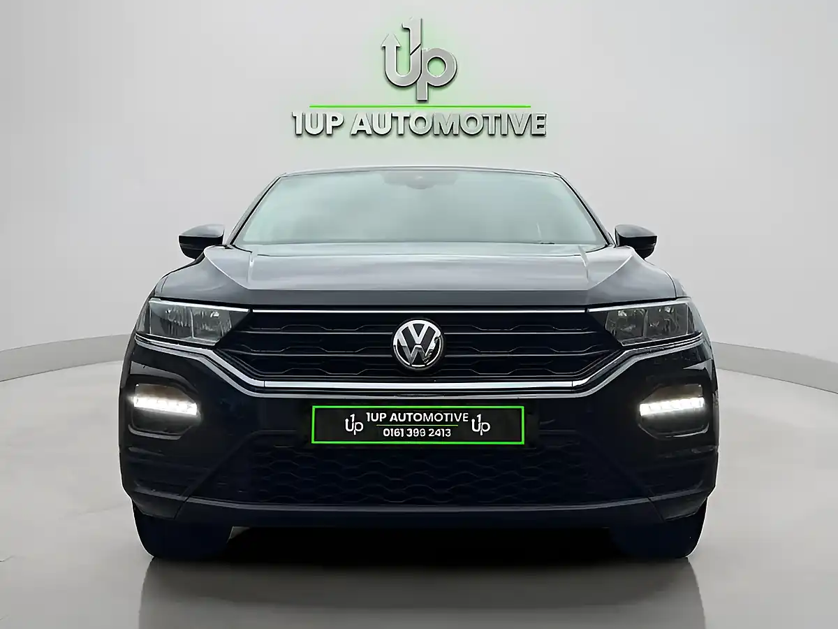 Used 2019 Volkswagen T-Roc S Black - Interior and Exterior details 6