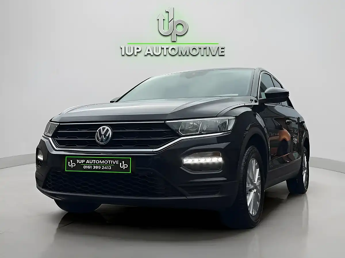 Used 2019 Volkswagen T-Roc S Black - Interior and Exterior details 7