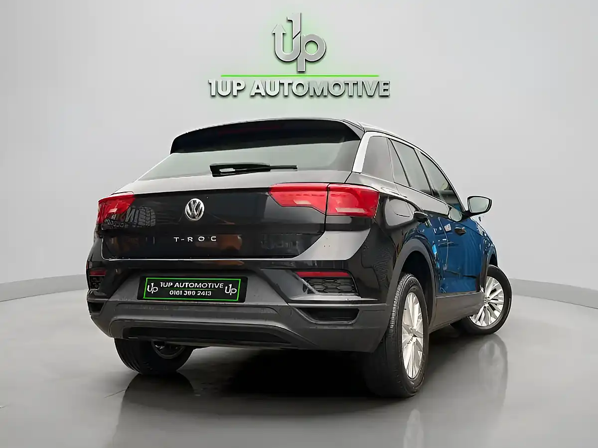 Used 2019 Volkswagen T-Roc S Black - Interior and Exterior details 9