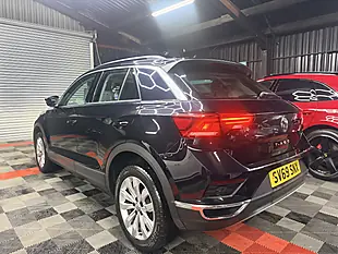 Used 2019 Volkswagen T-Roc Se Black - Interior and Exterior details 10