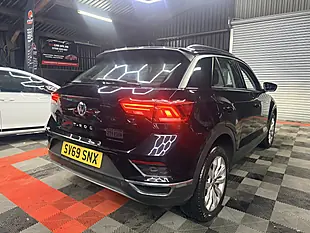 Used 2019 Volkswagen T-Roc Se Black - Interior and Exterior details 11