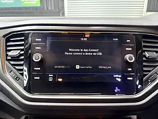 Used 2019 Volkswagen T-Roc Se Black - Interior and Exterior details 20