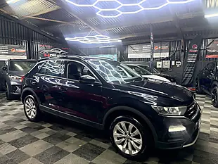 Used 2019 Volkswagen T-Roc Se Black - Interior and Exterior details 3