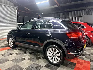 Used 2019 Volkswagen T-Roc Se Black - Interior and Exterior details 9