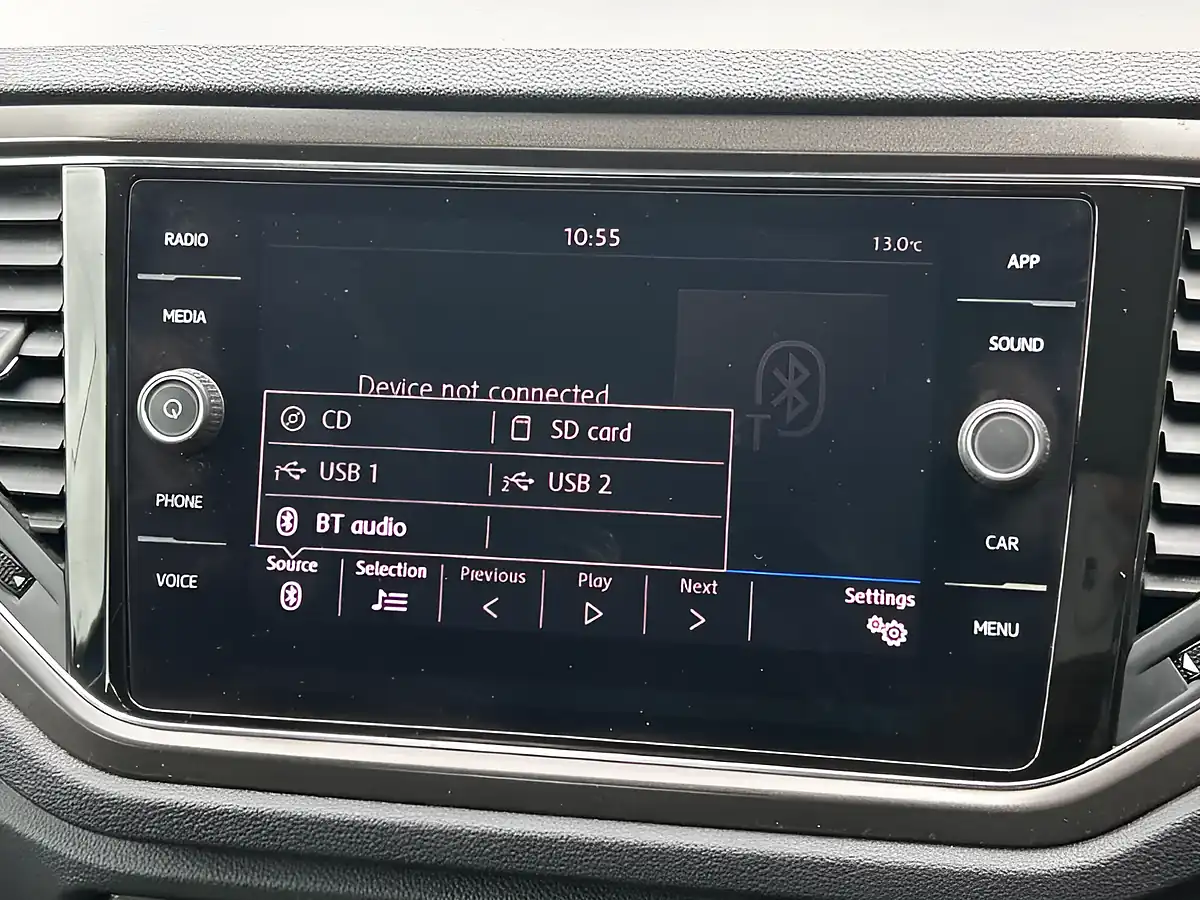 Used 2019 Volkswagen T-Roc Se Blue - Interior and Exterior details 18