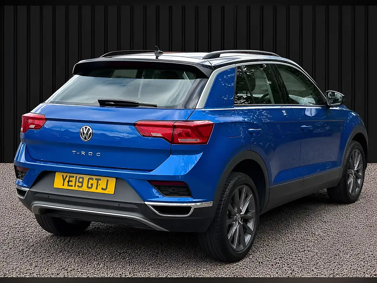 Used 2019 Volkswagen T-Roc Se Blue - Interior and Exterior details 8